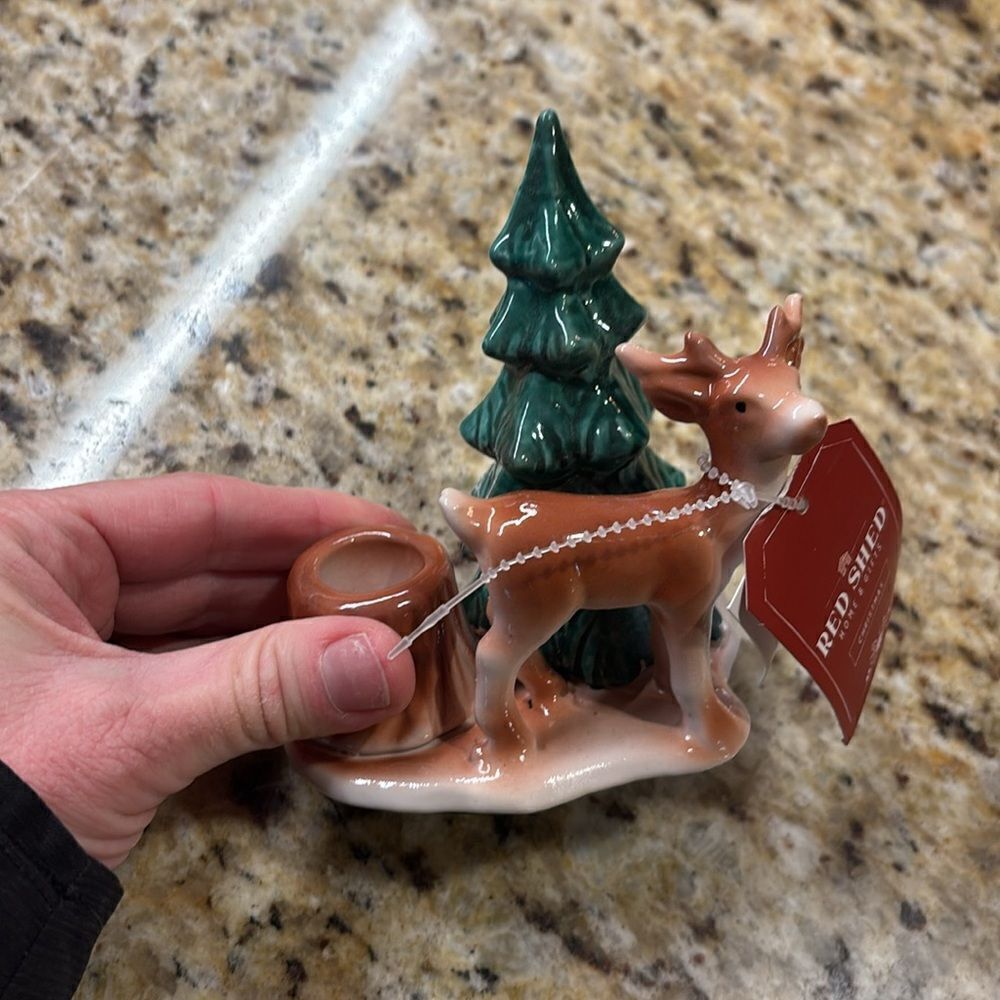 NWT Red Barn Cast Iron Winter Deer Candle holder